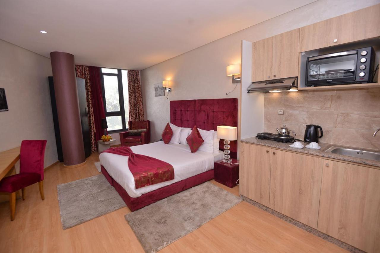 Large Double Room,798815067:JPEG